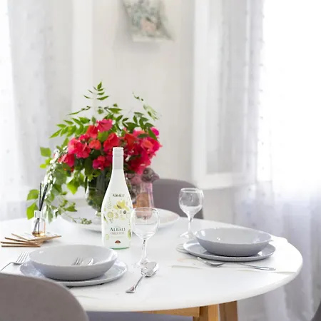 Theros Tatil Evi Anabolu