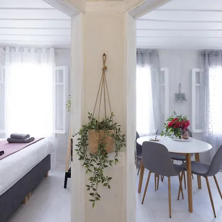 Theros Cottage Garden Sea Breeze