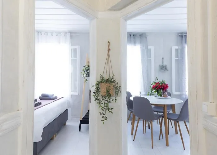 Theros Cottage Garden Sea Breeze *