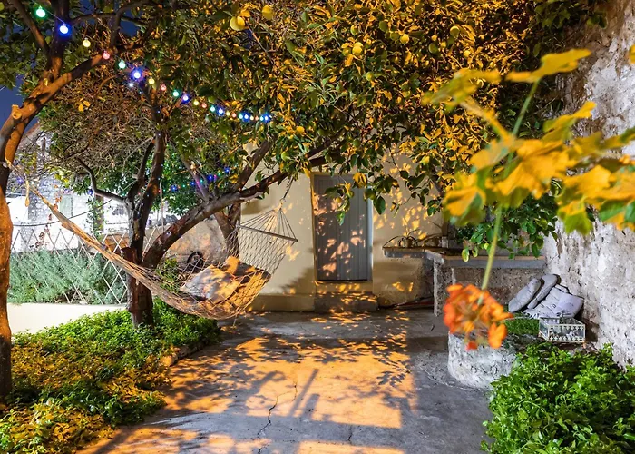 Theros - Garden & Sea Breeze בית נופש *